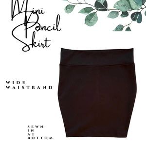 BLACK MINI SKIRT SIZE XL